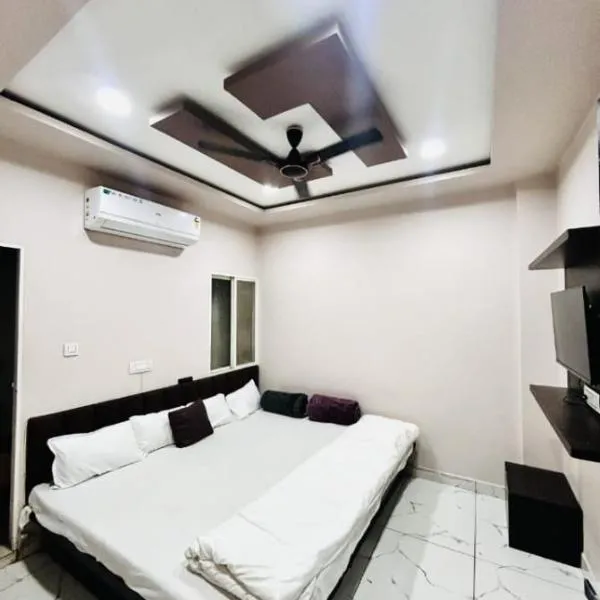 Hotel Rainbow palace, готель у місті Удджайн