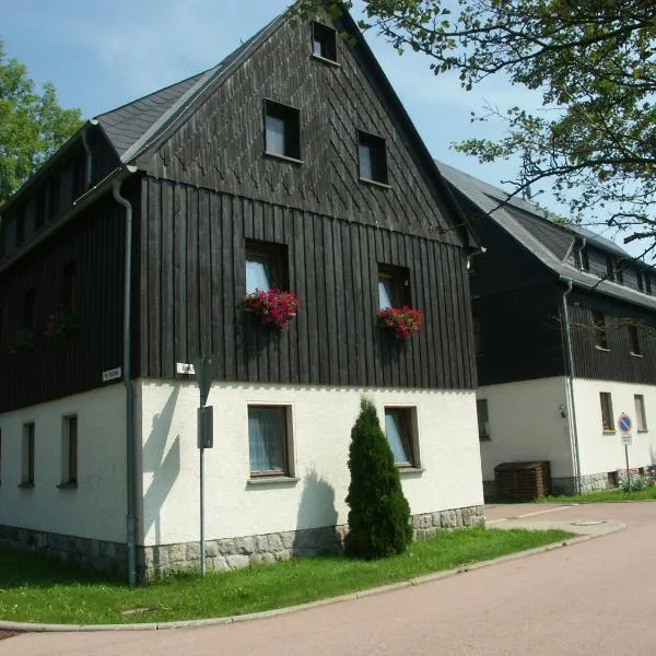 Apartments Ski Sonne Rehe، فندق في Rehefeld-Zaunhaus