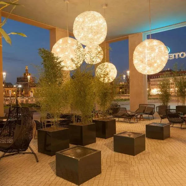 Motel One Dresden am Zwinger, hotel v mestu Dresden