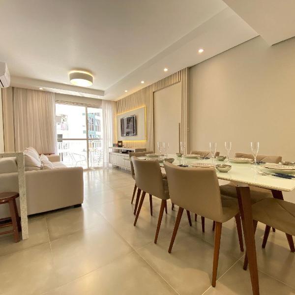 PRG21 - 4 Dorm, Lindo Espaço, Climatizado, Garagem