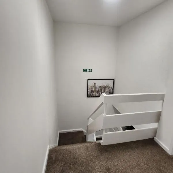 Ensuite premier rooms，巴塞爾頓的飯店