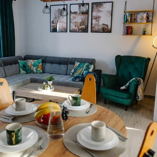 Apartamenty W Zaciszu, хотел в Kamienica Królewska
