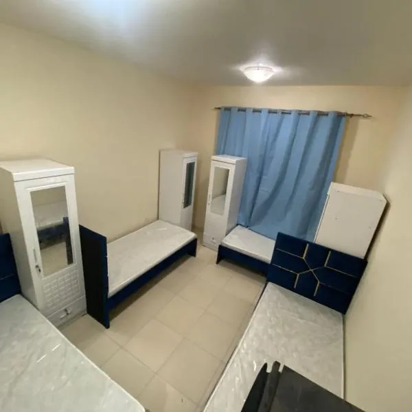 ALEX Hostel - H101, hotell i Sharjah