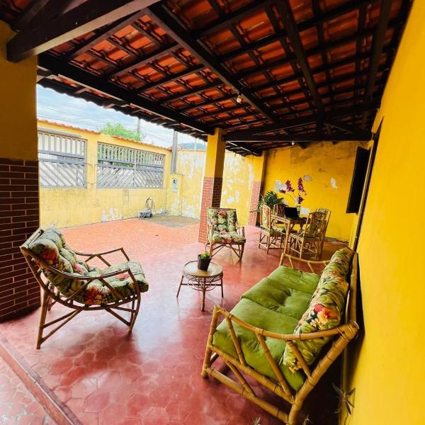 Casa tradicional Conforto e liberdade 100m do mar