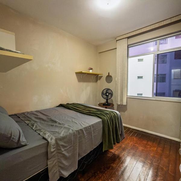 Apartamento espaçoso em Ondina para o Carnaval, 1 suíte e 1 quarto ao lado do Morro do Gato - Foto 2