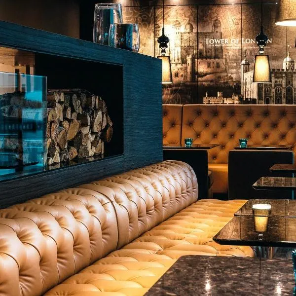 Motel One London-Tower Hill, hotel em Londres