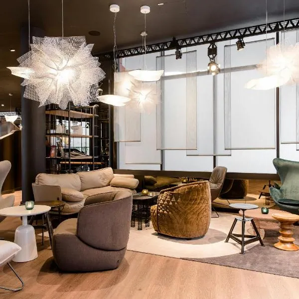 Motel One Stuttgart-Mitte, hotel en Stuttgart