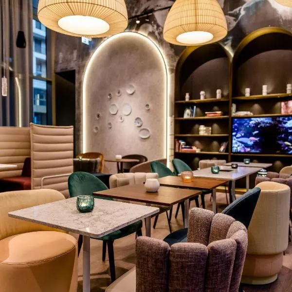 Motel One Dresden am Zwinger, khách sạn ở Dresden