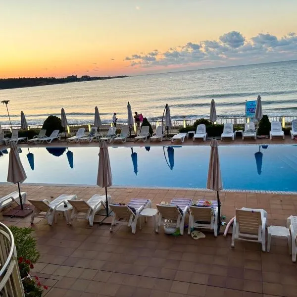 Apartments Bellevue, hotel em Ravda