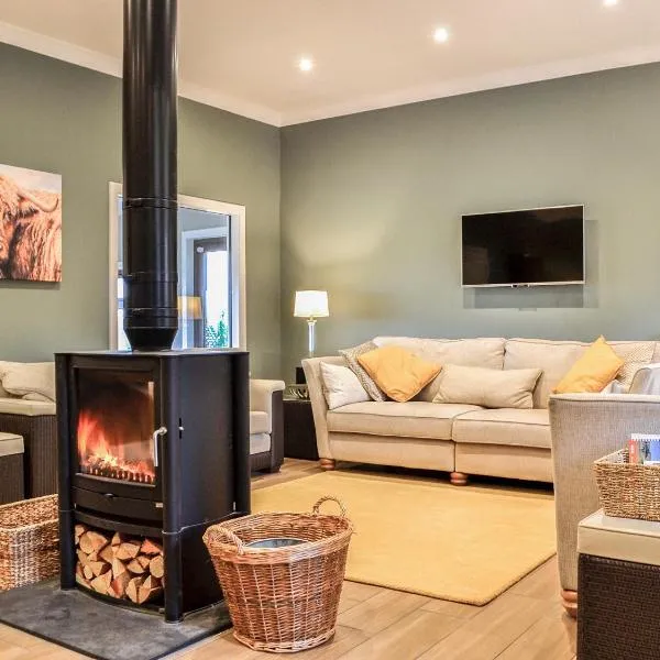 Redroofs By The Woods - Uk41559, hotel Forfarban