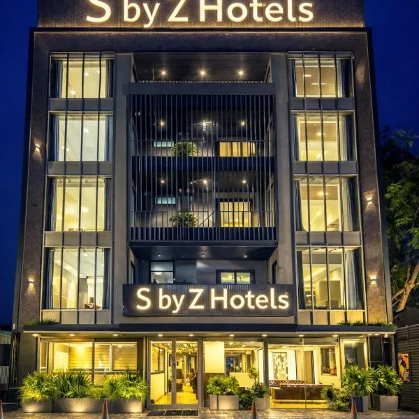 S by Z Hotels, Baani Square, хотел в Гургаон