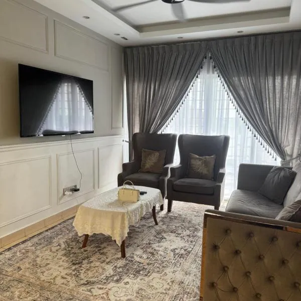 Puchong Permata Homestay 3BR, hotel in Puchong