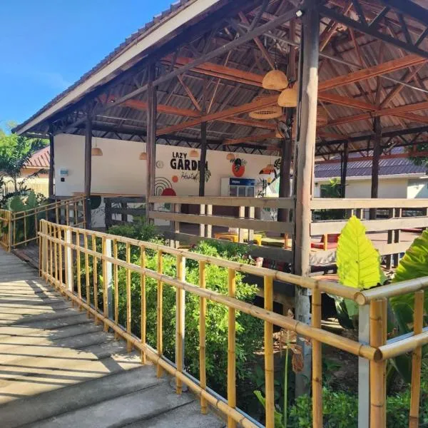 Lazy Garden Hostel, hotel u gradu Phra Ae beach