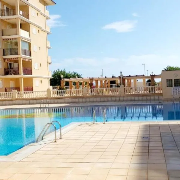 SOLMAR La Mata Beach, hotelli Torreviejassa