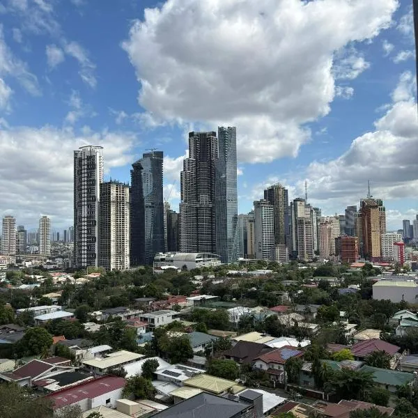 Ashen & Oak Homestay - Jazz Residences, hotel v mestu Manila