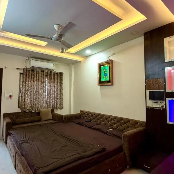 Shree Vaishnav Yatri Grah Near Mahakaleshwar Temple, хотел в Уджайн