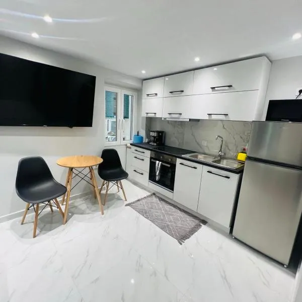 Iris Home Porta Remounda: Korfu'da bir otel