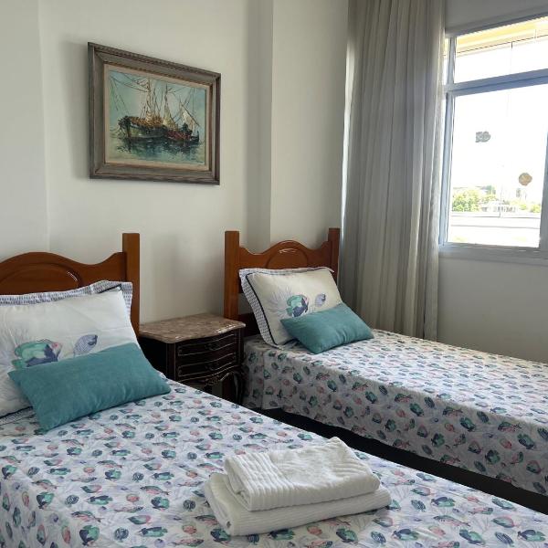 Apartamento vista do mar, pé na areia e águas tranquilas, no cento de Guarapari - Foto 2