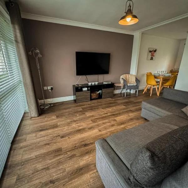 Dog Friendly Kessingland Chalet | Coastal Retreat – hotel w mieście Kessingland