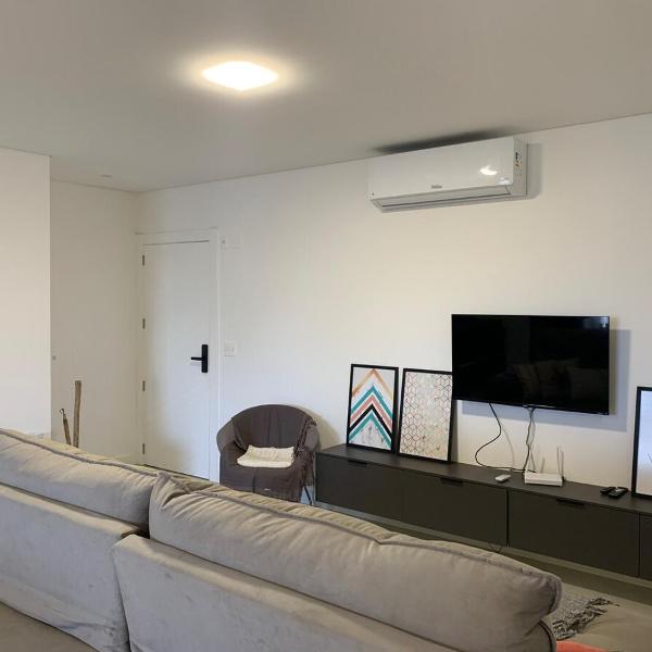 Apartamento amplo com Churrasqueira próximo ao Hard Rock Café