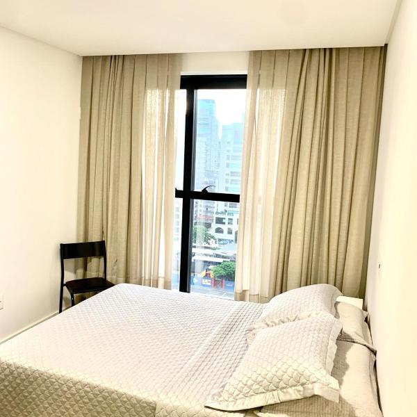 Apartamento amplo com Churrasqueira próximo ao Hard Rock Café - Foto 2