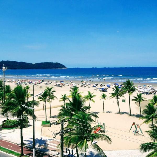 Apartamento próximo ao mar na Guilhermina em Praia Grande