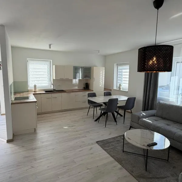 Moderne 2 Zimmer Wohnung, Hotel in Kehl am Rhein