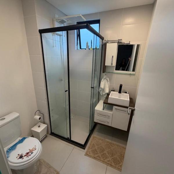 Apartamento Piçarras Piscina Churrasqueira e Vista Mar - Foto 3