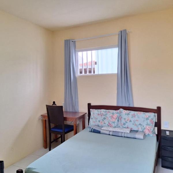 Quarto TOP perto do Centro e Praias AR TV Wifi Cozinha Lavadora