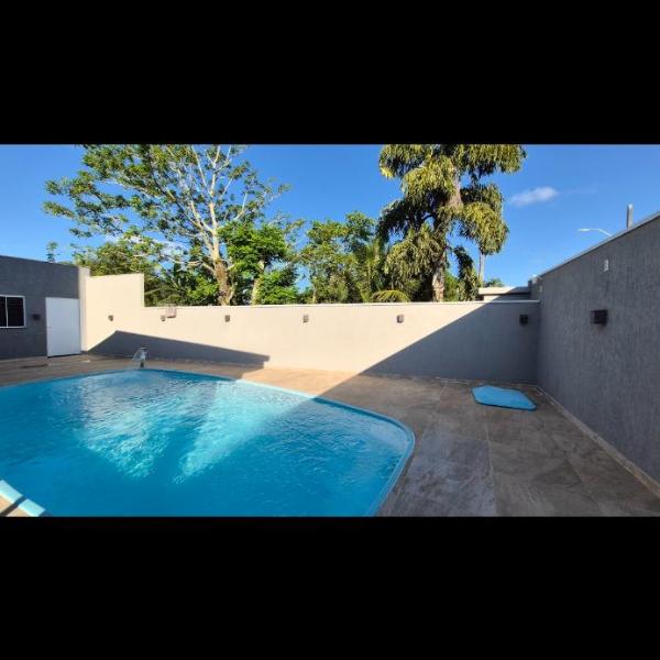 Suítes Acaraí com piscina