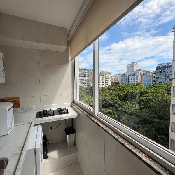 Quarto e sala vista Cristo e mar de Copacabana - Foto 4