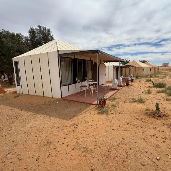 Merzouga Desert Camping, hotel i Merzouga