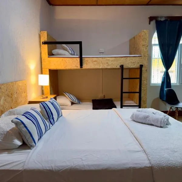 플로레스에 위치한 호텔 Casa Azucena