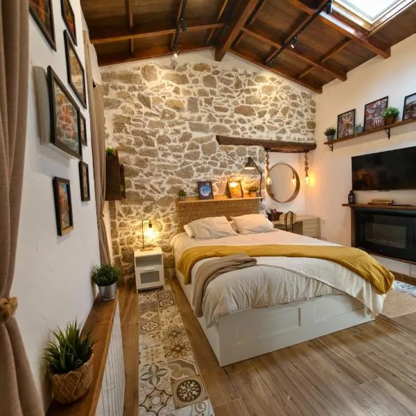 Casita El Espinar Jacuzzi: El Espinar şehrinde bir otel