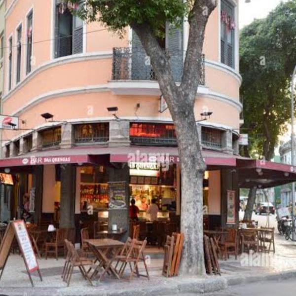 Apto na Lapa junto Cruz Vermelha na Rua do Hosp Est Celebro