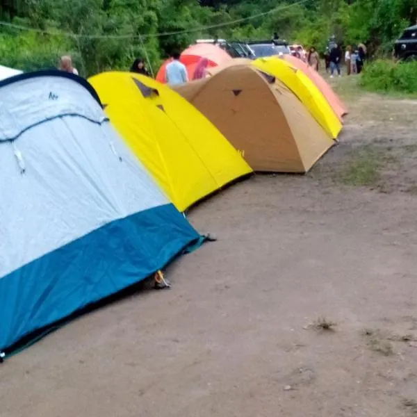 부키팅기에 위치한 호텔 Sikumbang camp