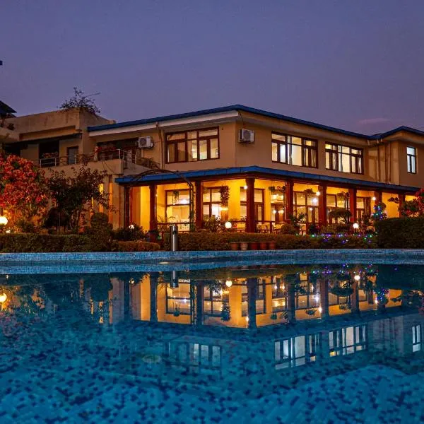 Bharatpur Garden Hotel, хотел в Бхаратпур