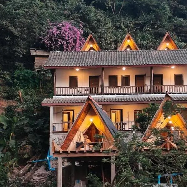 Pont NongKhiaw, hotel i Nongkhiaw