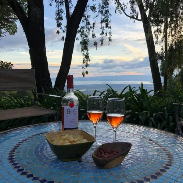 The Zambarao Farm House โรงแรมในไนวาชา