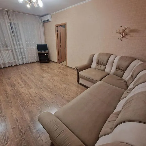 2 комн Слобожанський 107, 6 Лікарня, Гарвіс, Завжди зі світлом, Hotel in Dnipro