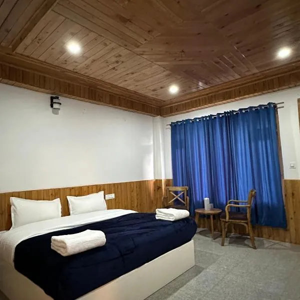 The Blue Mont Sojha Jibhi, отель в городе Shoja