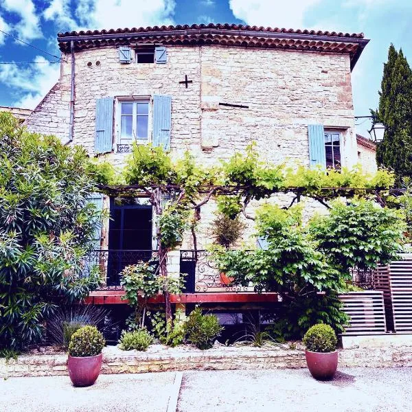 Les Lauriers Roses - Maison d'Hôtes, hotel en Barjac