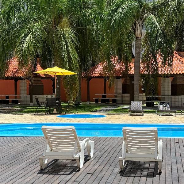 Passos da praia, piscina e quiosque com churrasqueira - Foto 2