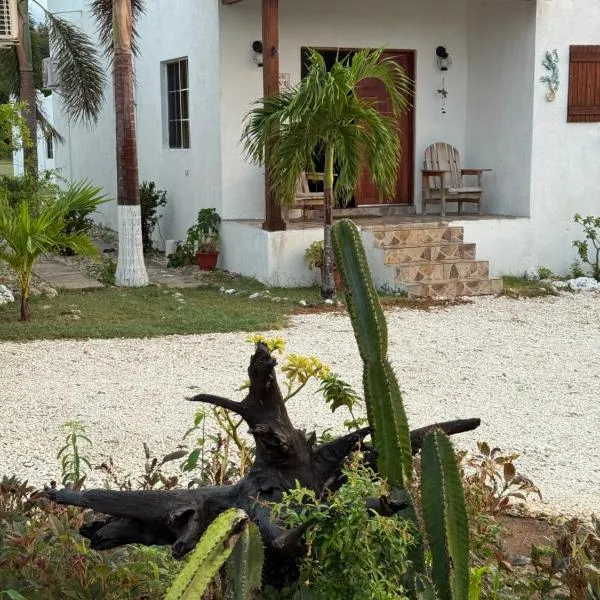 Azteca Villas – hotel w mieście Treasure Beach