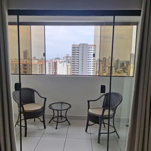 Flat com 1 quarto e sala, hotel in Goiânia