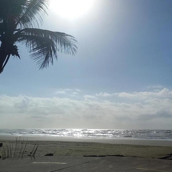 Casinha beira praia Gaivota ,há 2 minutos da praia