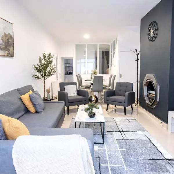 Exclusive Hyde park stay - 4 Bedrooms - 10 Sleeps, hotel in London