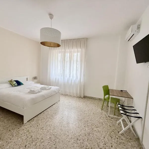 The Palms, hotel a Bari