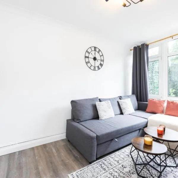 Spacious 2br Gem - Close To Clapham Junction, hotel in London