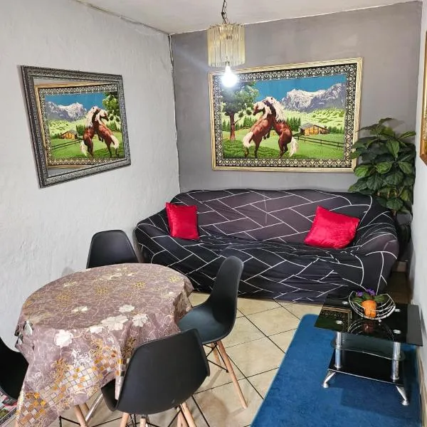 PrimeStay Two-Bedroom Apartment, hotel a Johannesburg